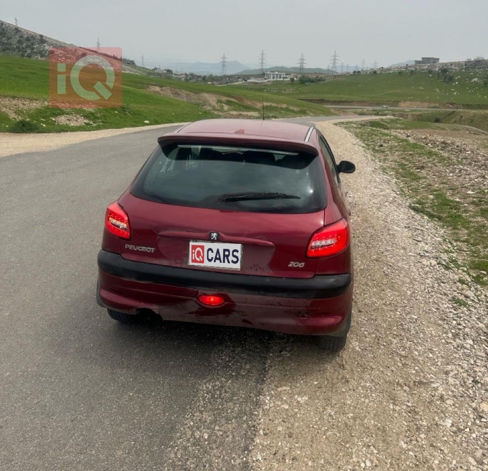 بيجو 206